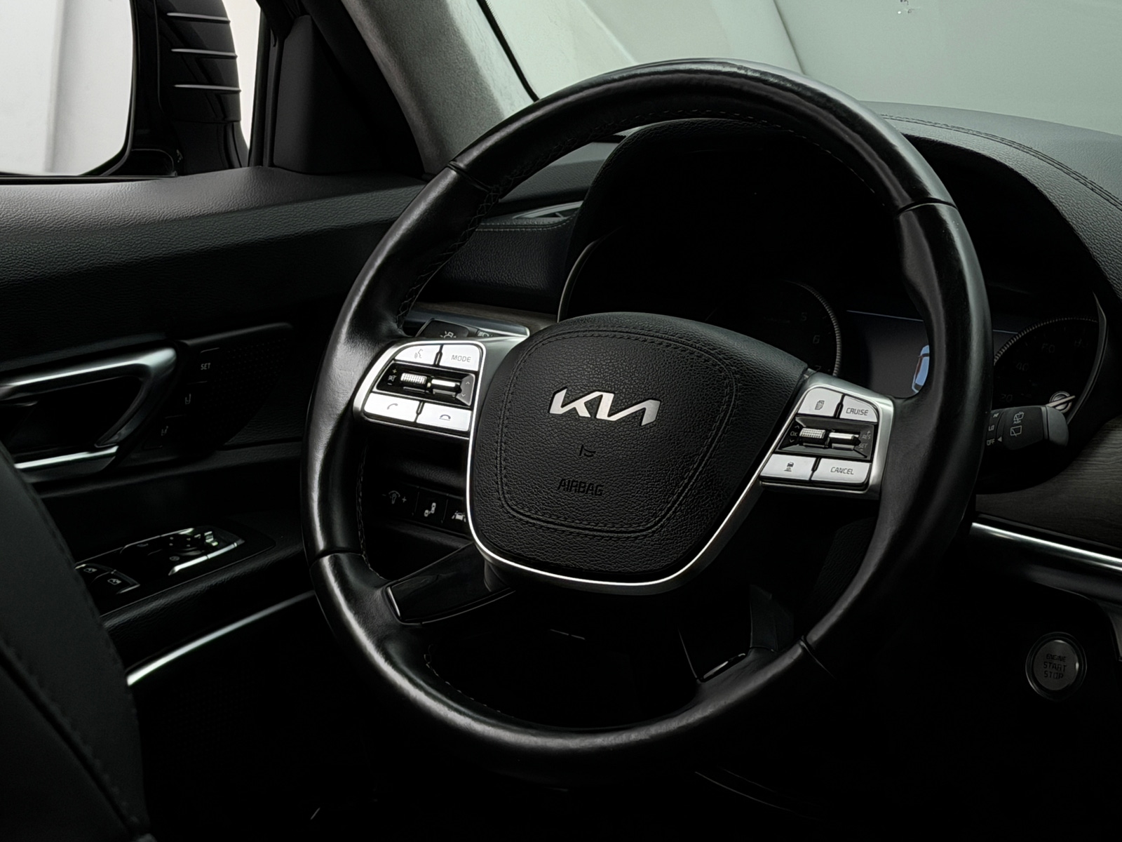 Thumbnail: 2022 Kia Telluride - 4