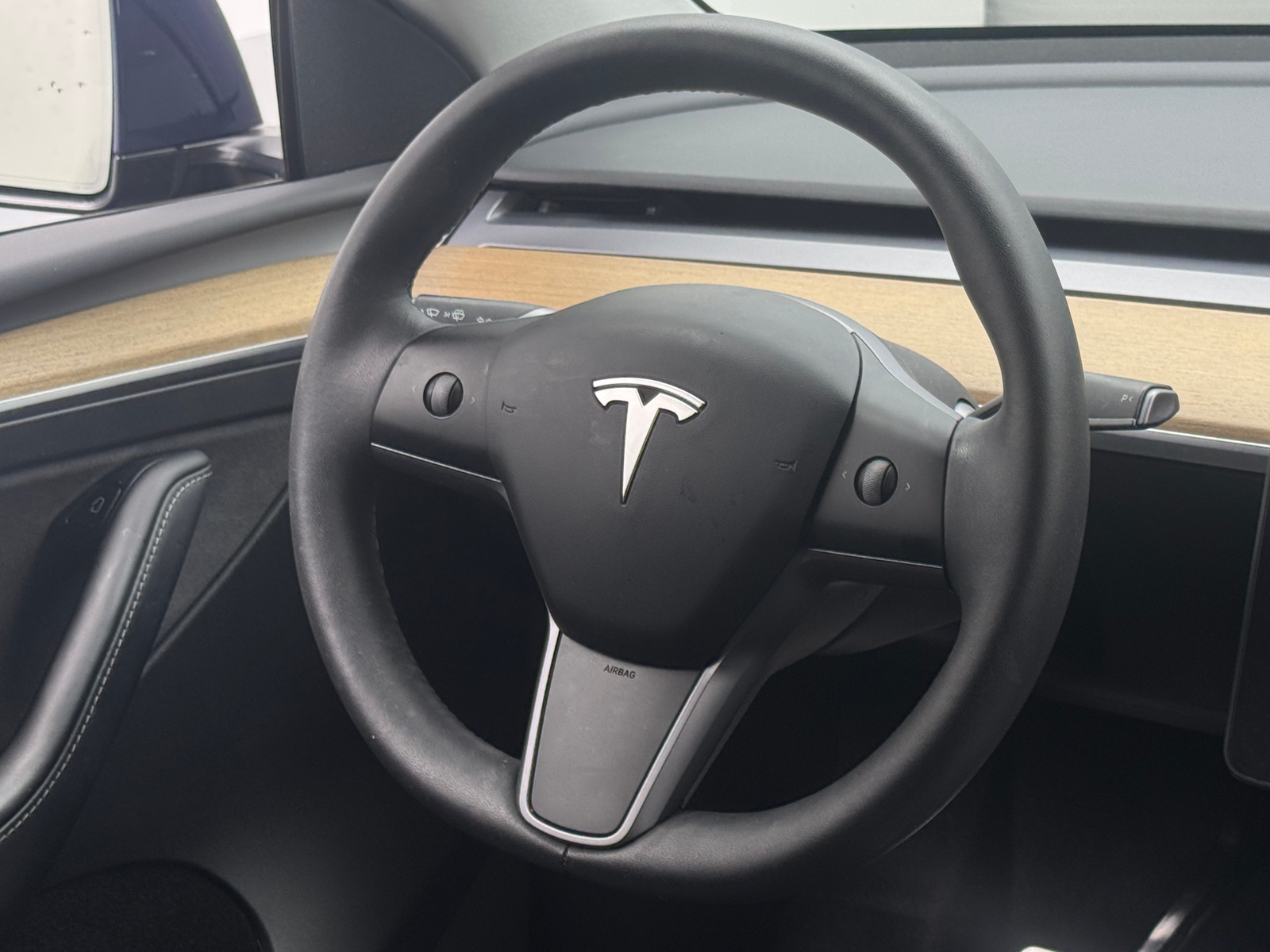 Thumbnail: 2022 Tesla Model Y - 4