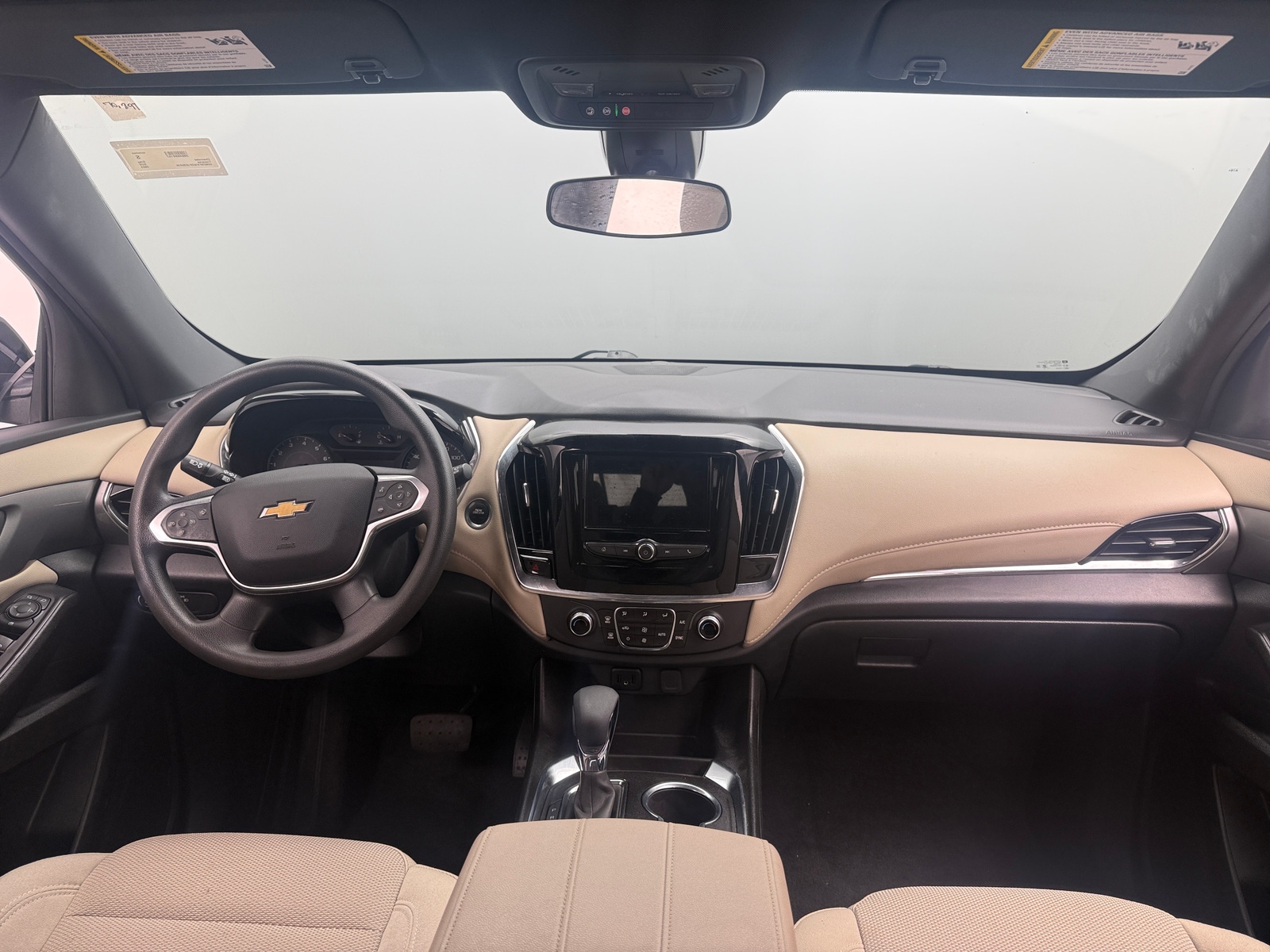 Thumbnail: 2023 Chevrolet Traverse - 3