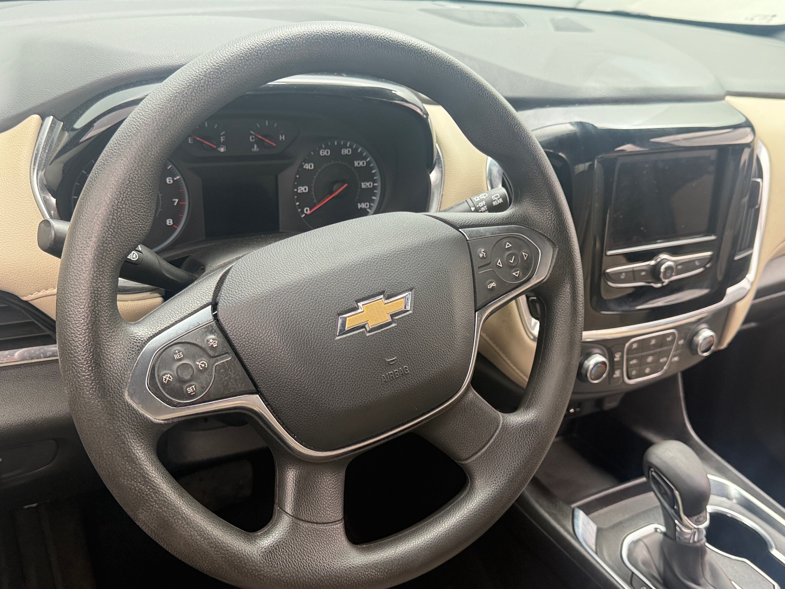 Thumbnail: 2023 Chevrolet Traverse - 5