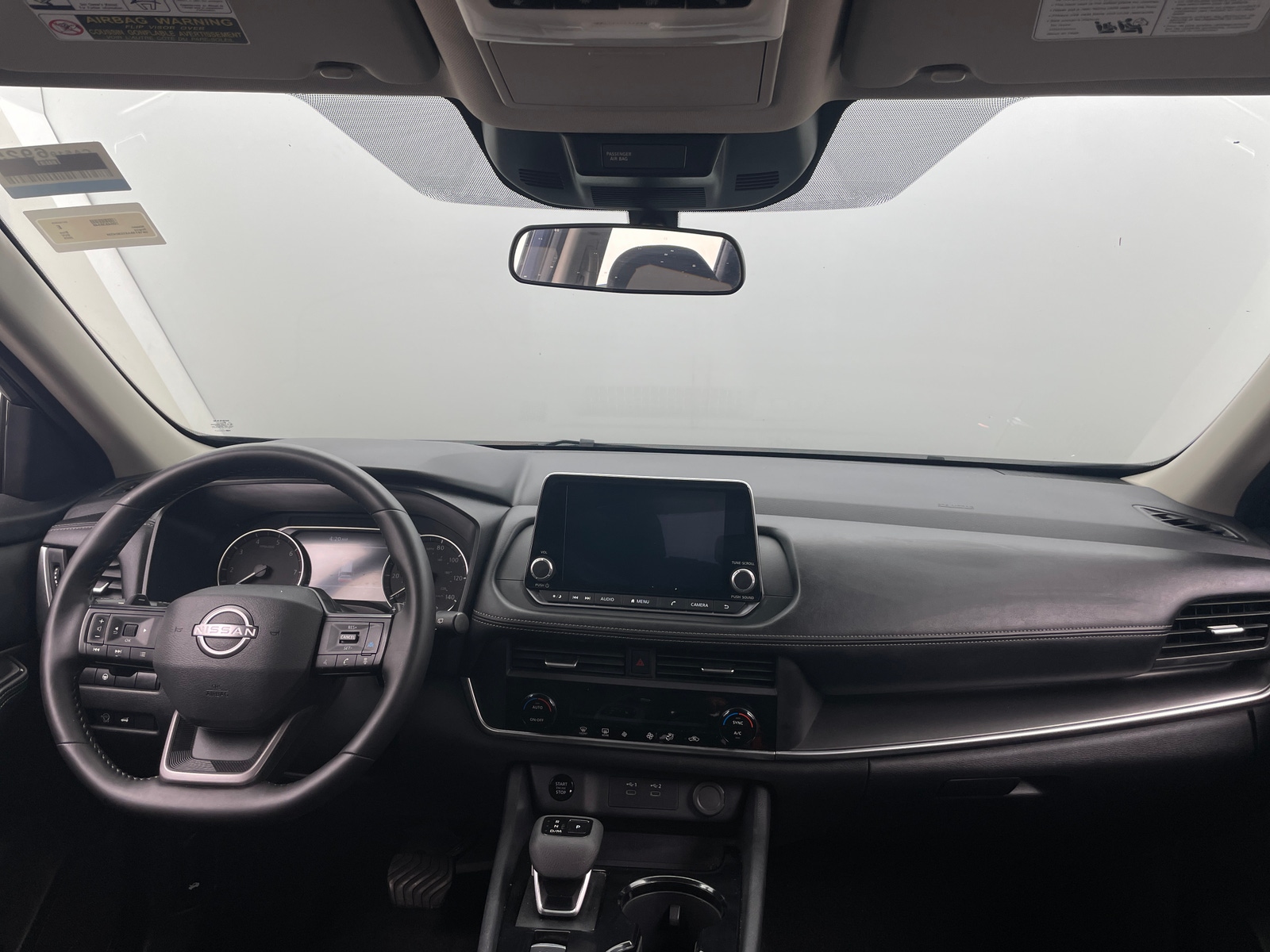 Thumbnail: 2025 Nissan Rogue - 3
