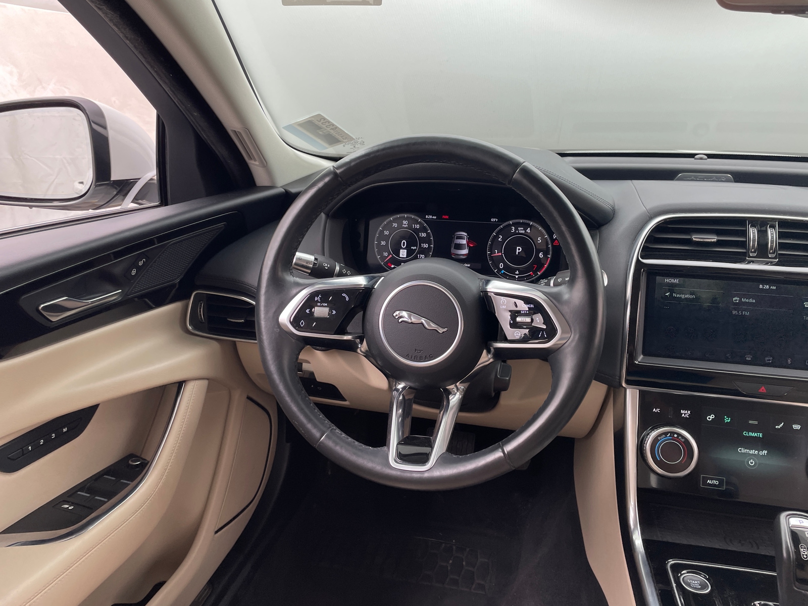 Thumbnail: 2020 Jaguar XE - 4