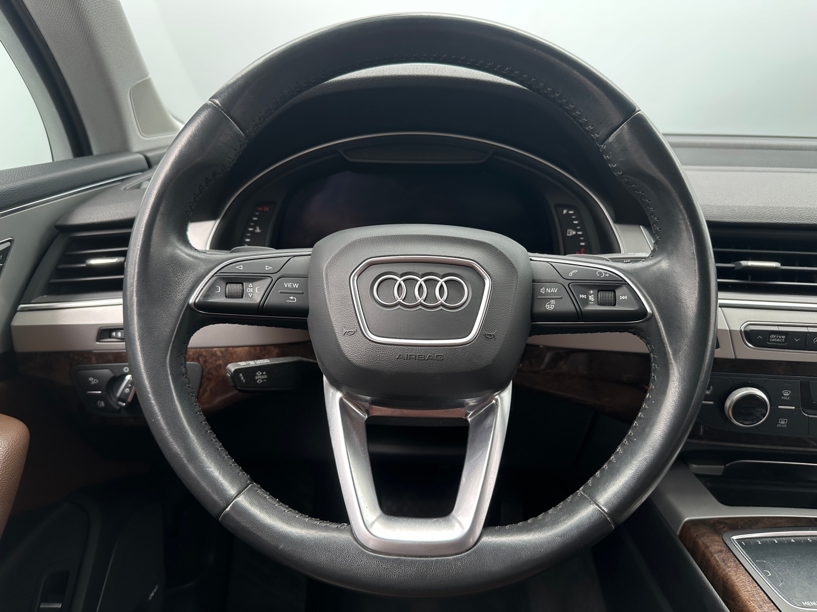 Thumbnail: 2019 Audi Q7 - 4