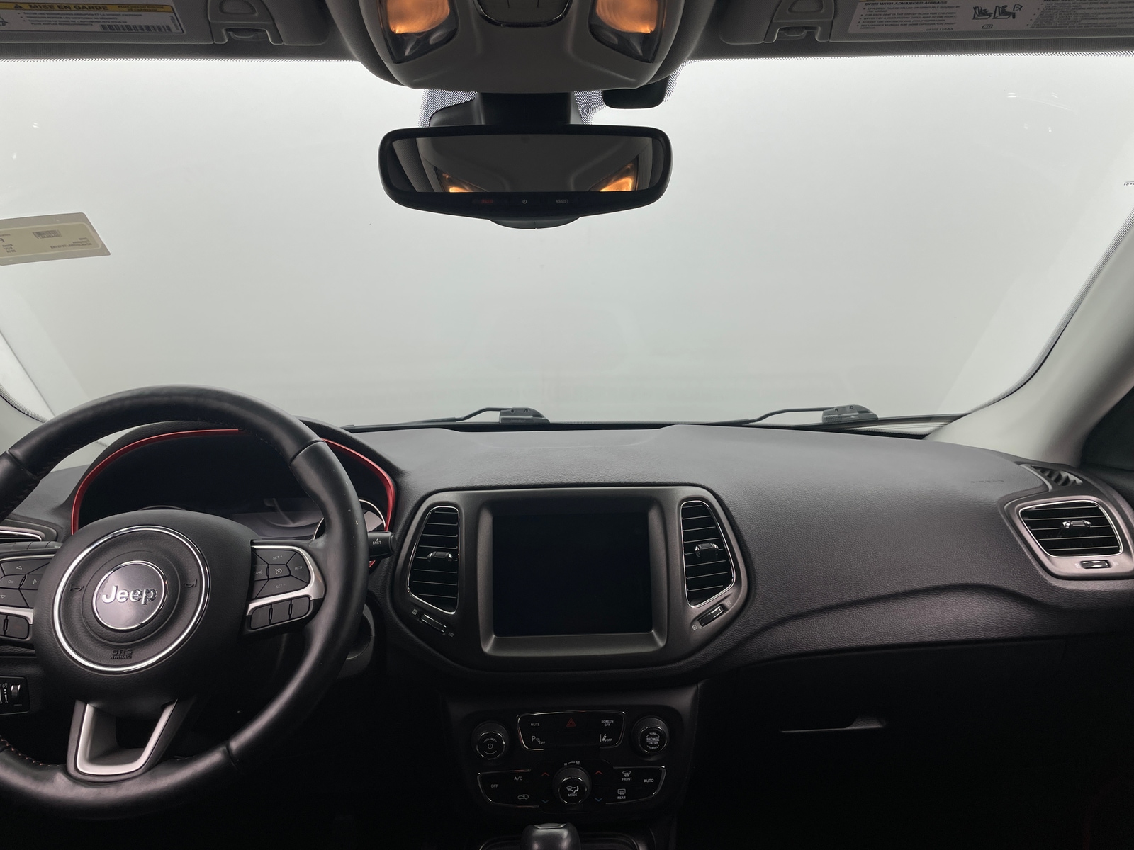 Thumbnail: 2018 Jeep Compass - 3