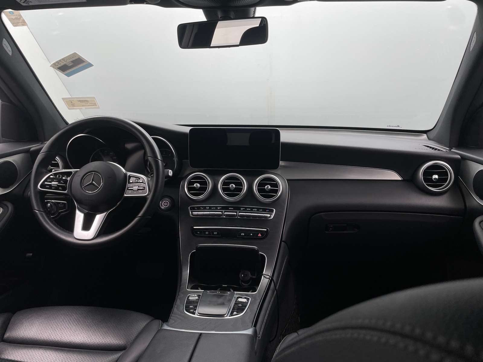 Thumbnail: 2020 Mercedes-Benz GLC - 2