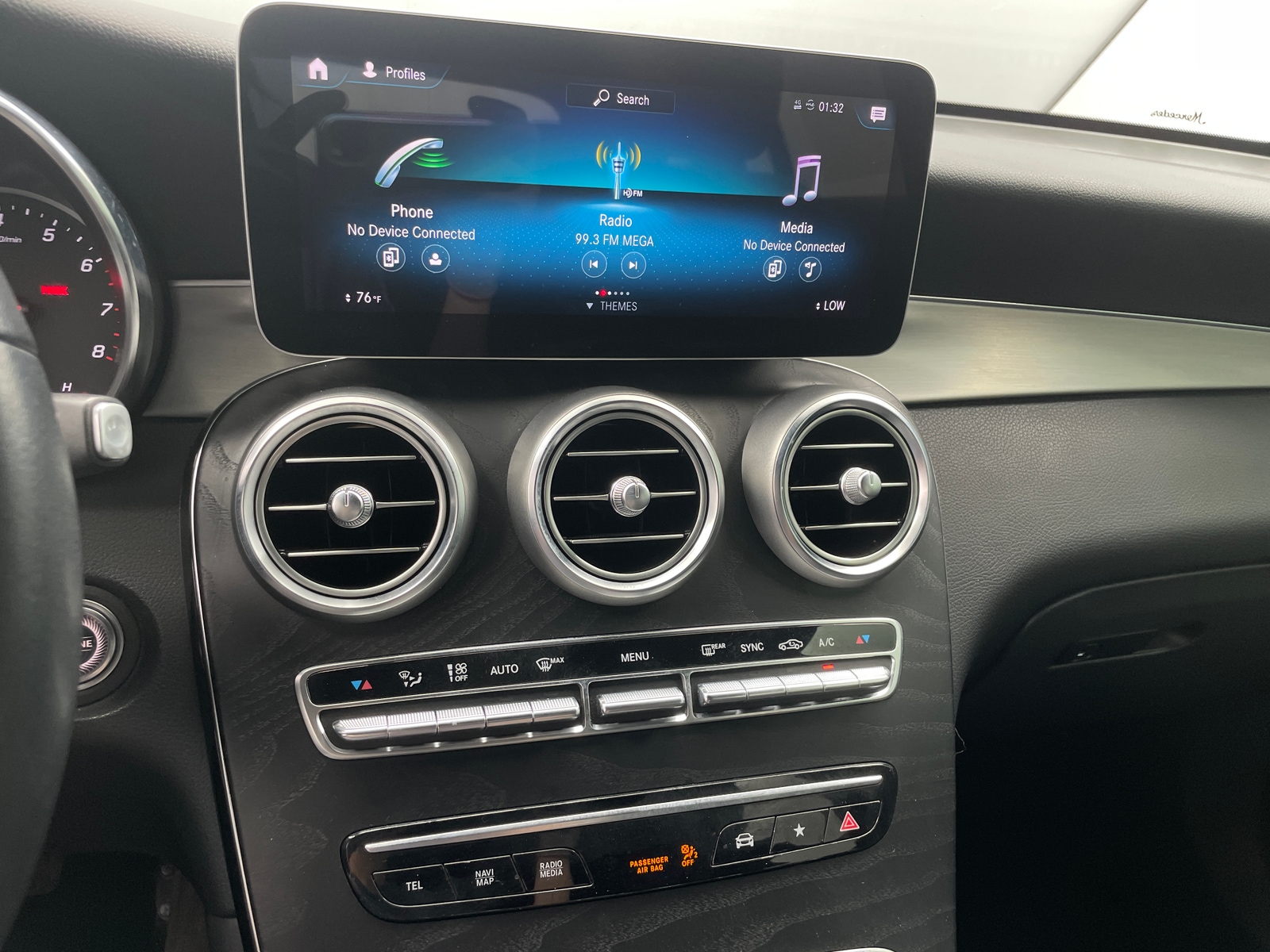 Thumbnail: 2020 Mercedes-Benz GLC - 3