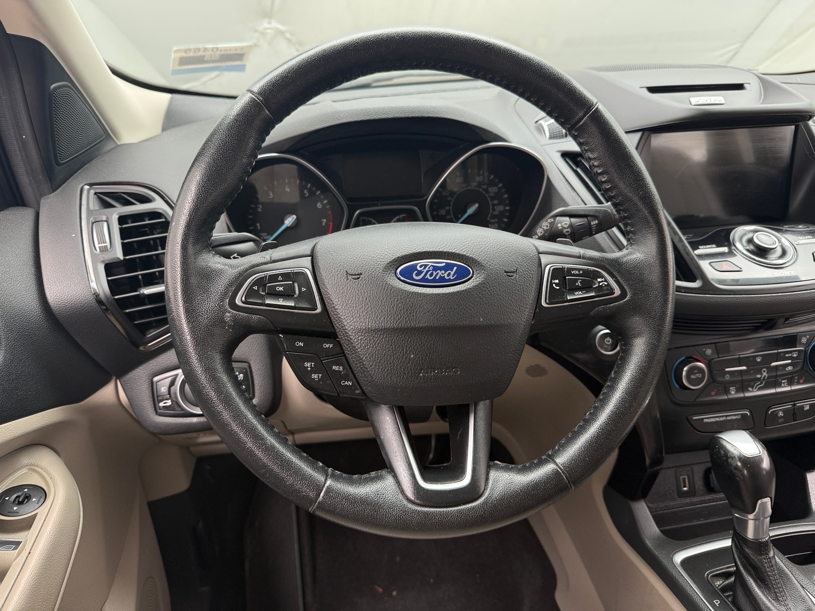 Thumbnail: 2017 Ford Escape - 4