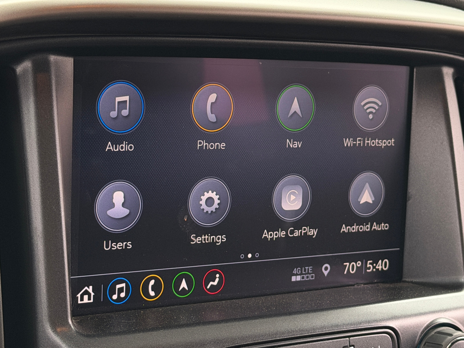 Thumbnail: 2019 Chevrolet Colorado - 3