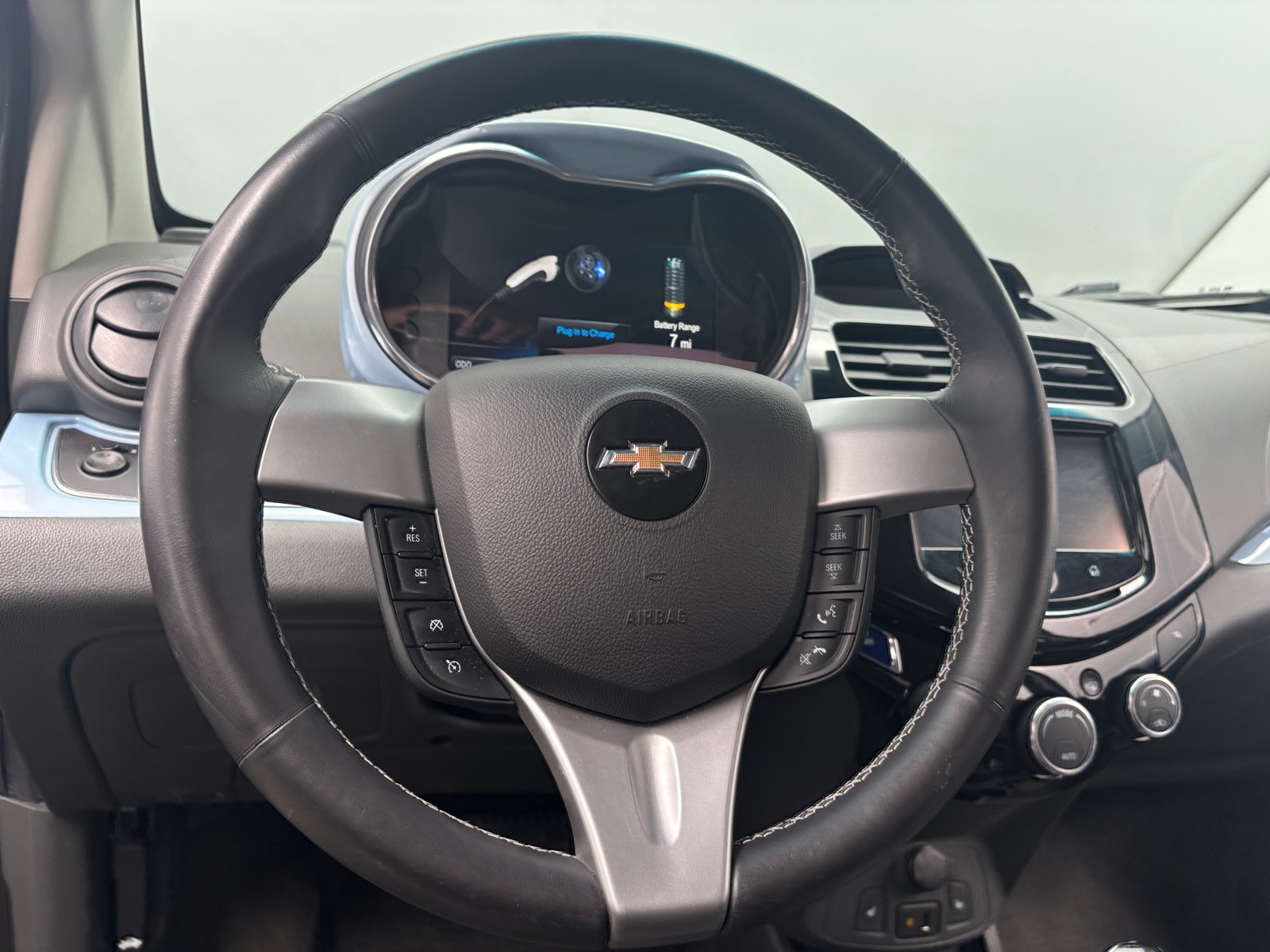 Thumbnail: 2014 Chevrolet Spark - 4