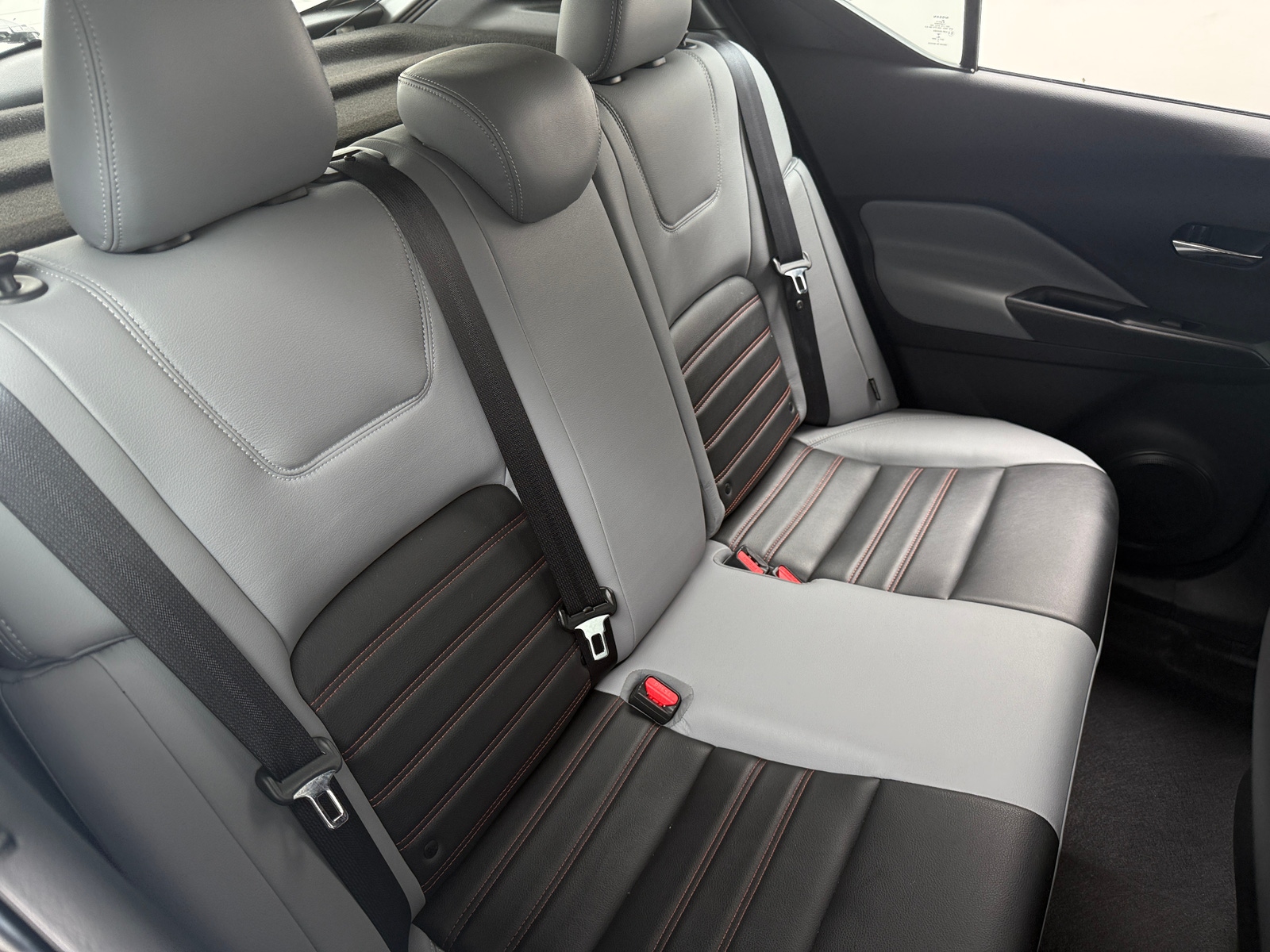 Thumbnail: 2021 Nissan Kicks - 6