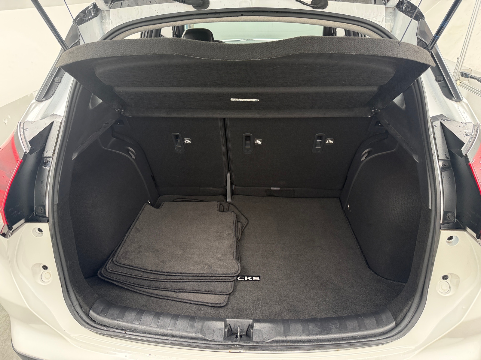 Thumbnail: 2021 Nissan Kicks - 7