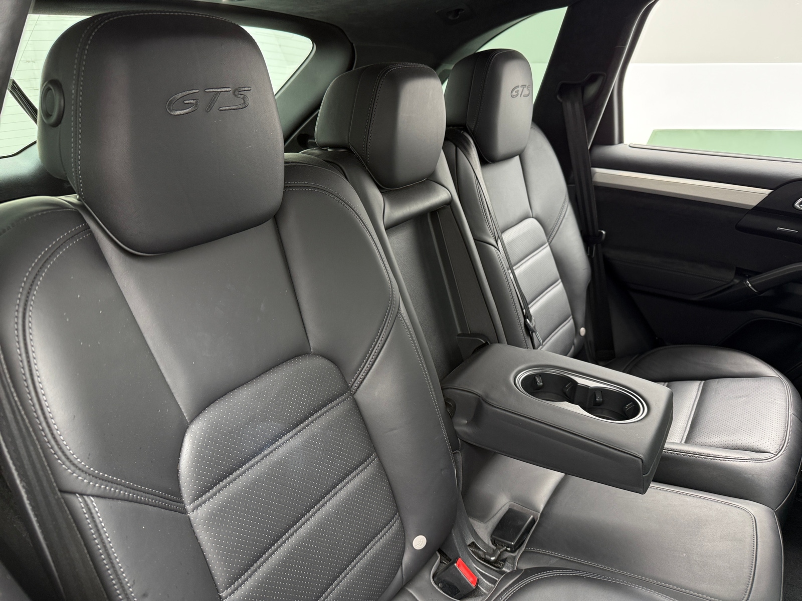 Thumbnail: 2016 Porsche Cayenne - 5