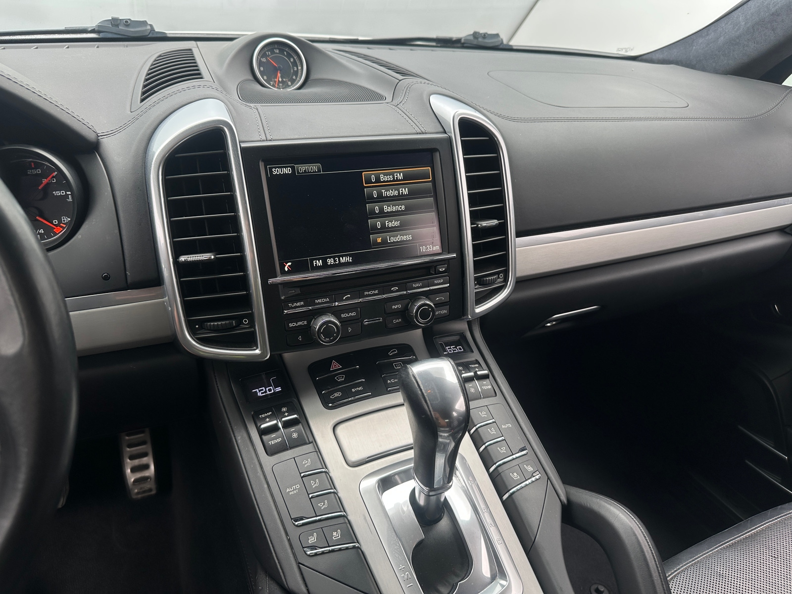 Thumbnail: 2016 Porsche Cayenne - 3