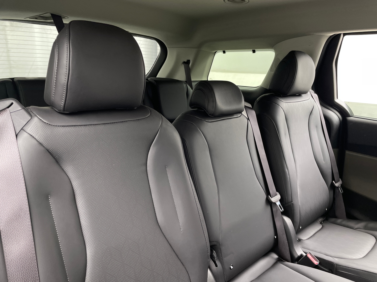 Thumbnail: 2025 Kia Carnival - 5