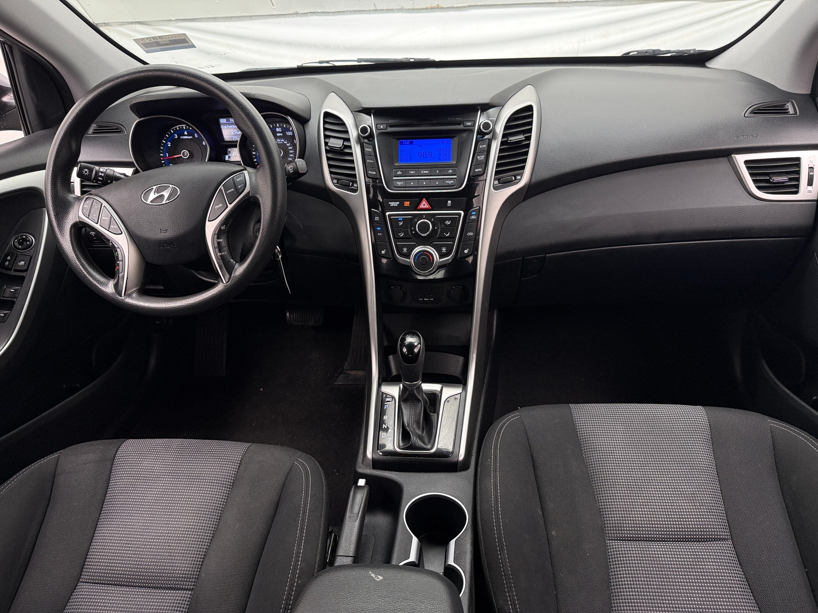 Thumbnail: 2014 Hyundai Elantra - 3