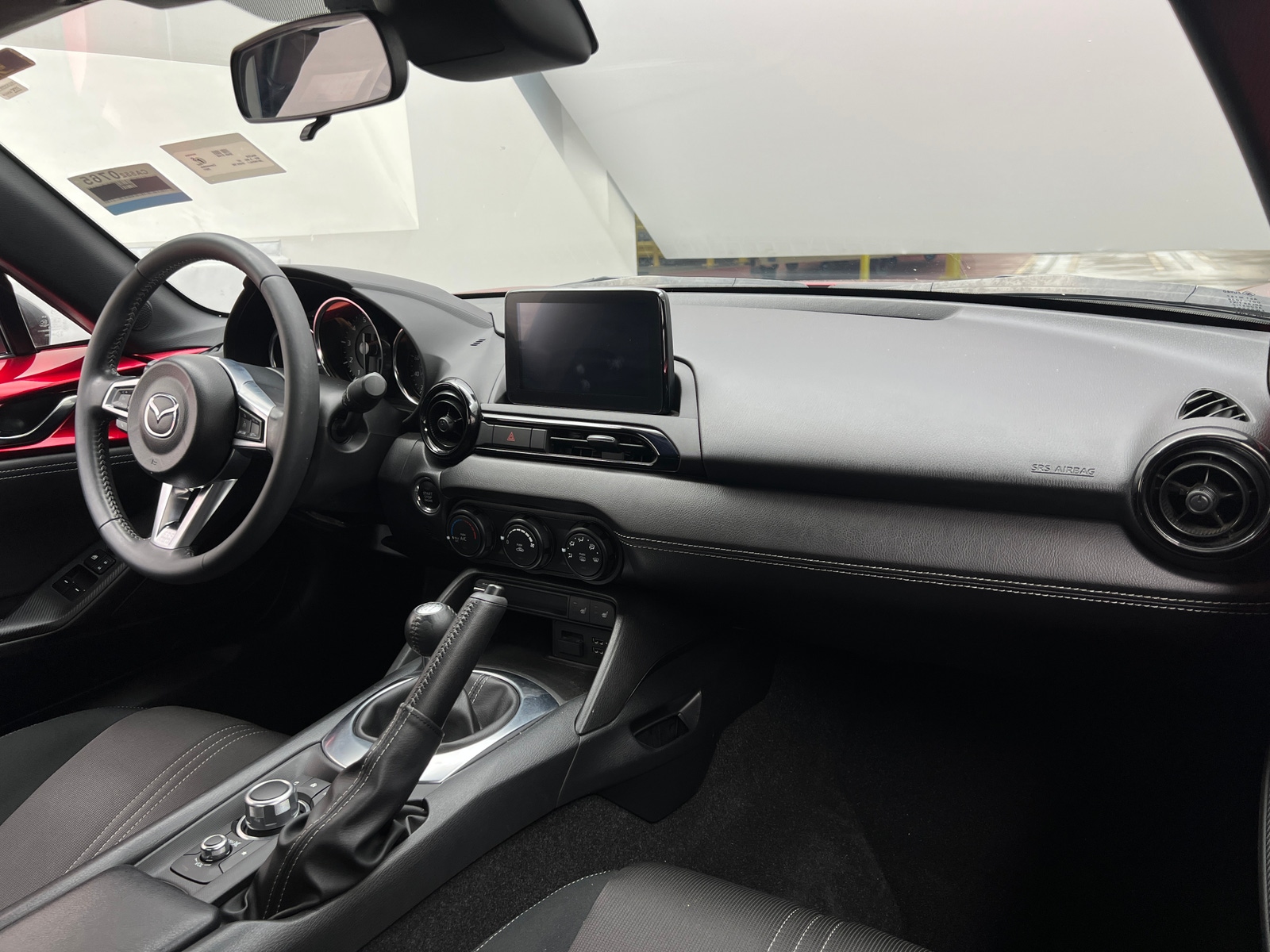 Thumbnail: 2021 Mazda MX-5 Miata - 3