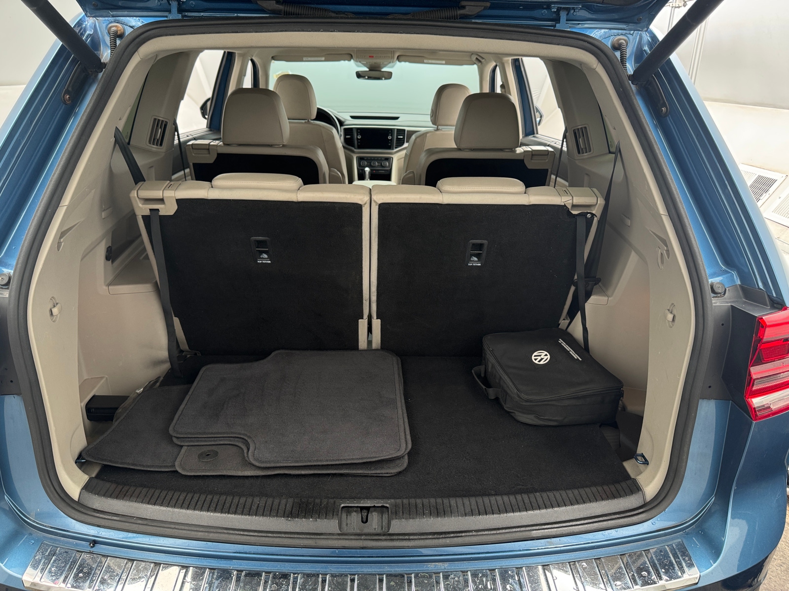 Thumbnail: 2019 Volkswagen Atlas - 6
