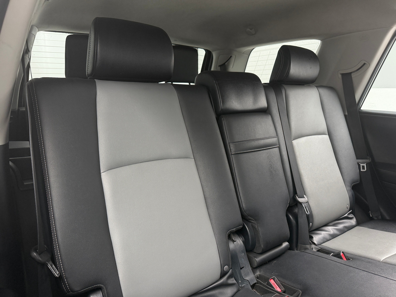 Thumbnail: 2016 Toyota 4Runner - 5