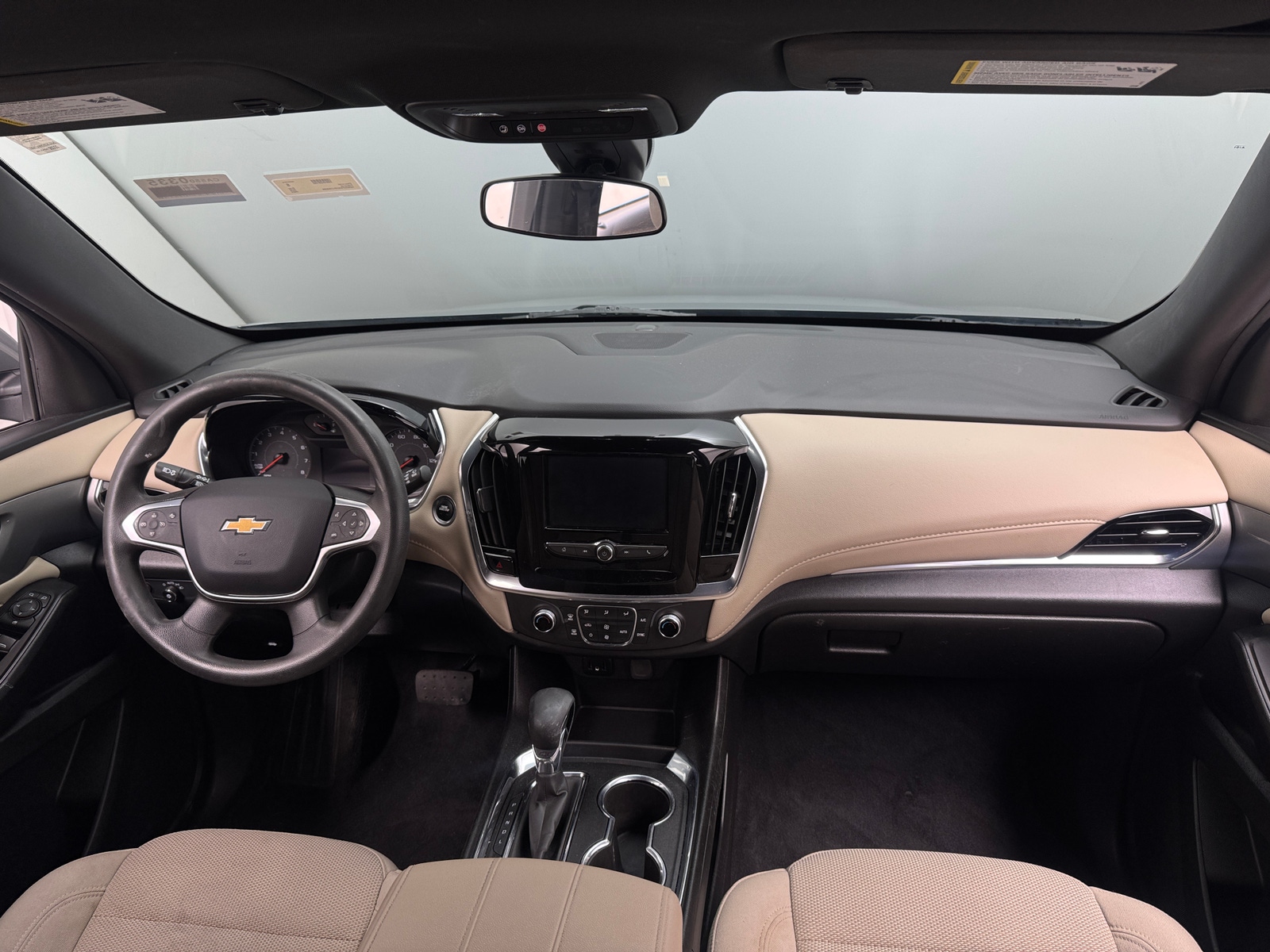 Thumbnail: 2023 Chevrolet Traverse - 3