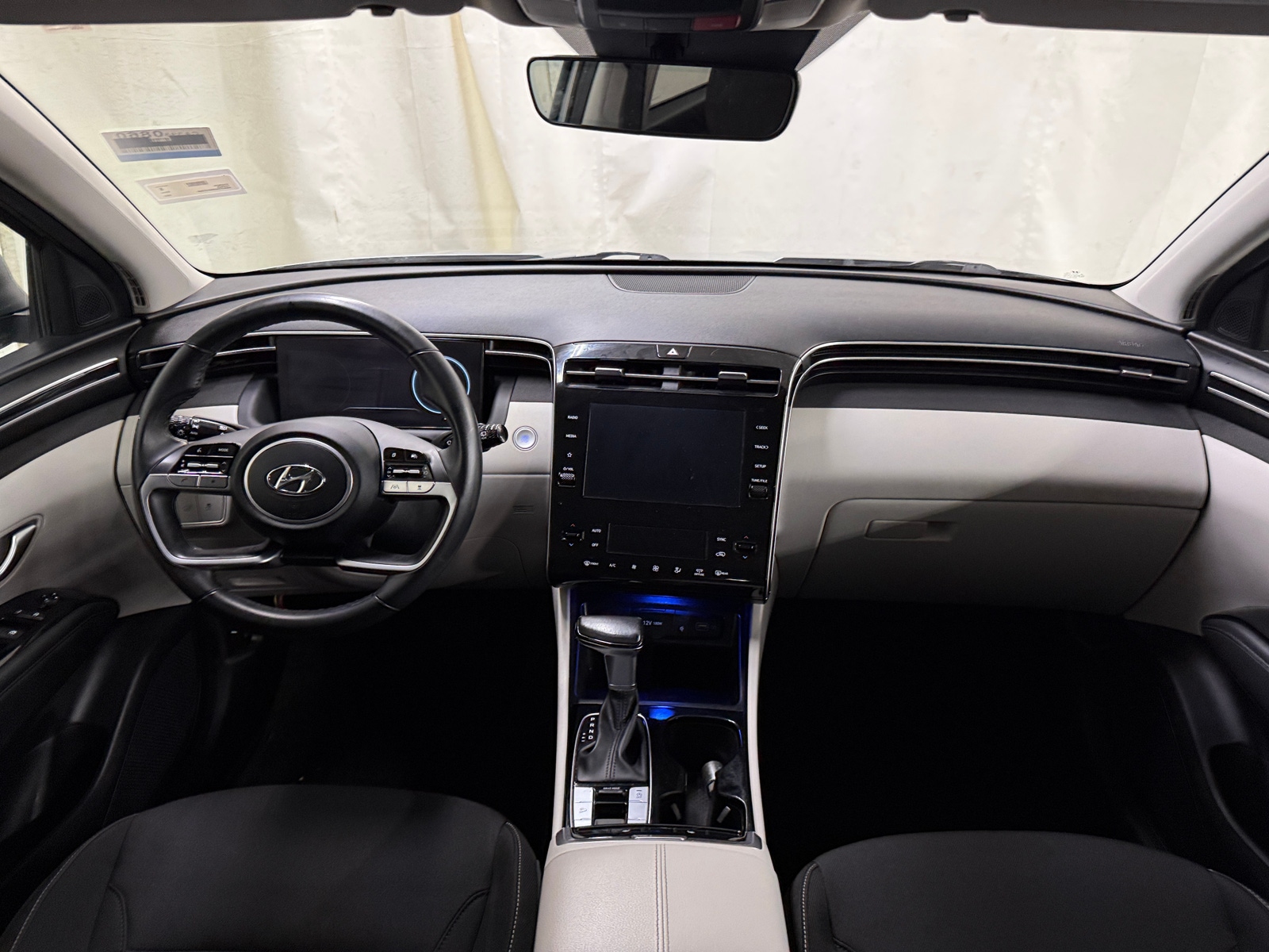 Thumbnail: 2022 Hyundai Tucson - 3