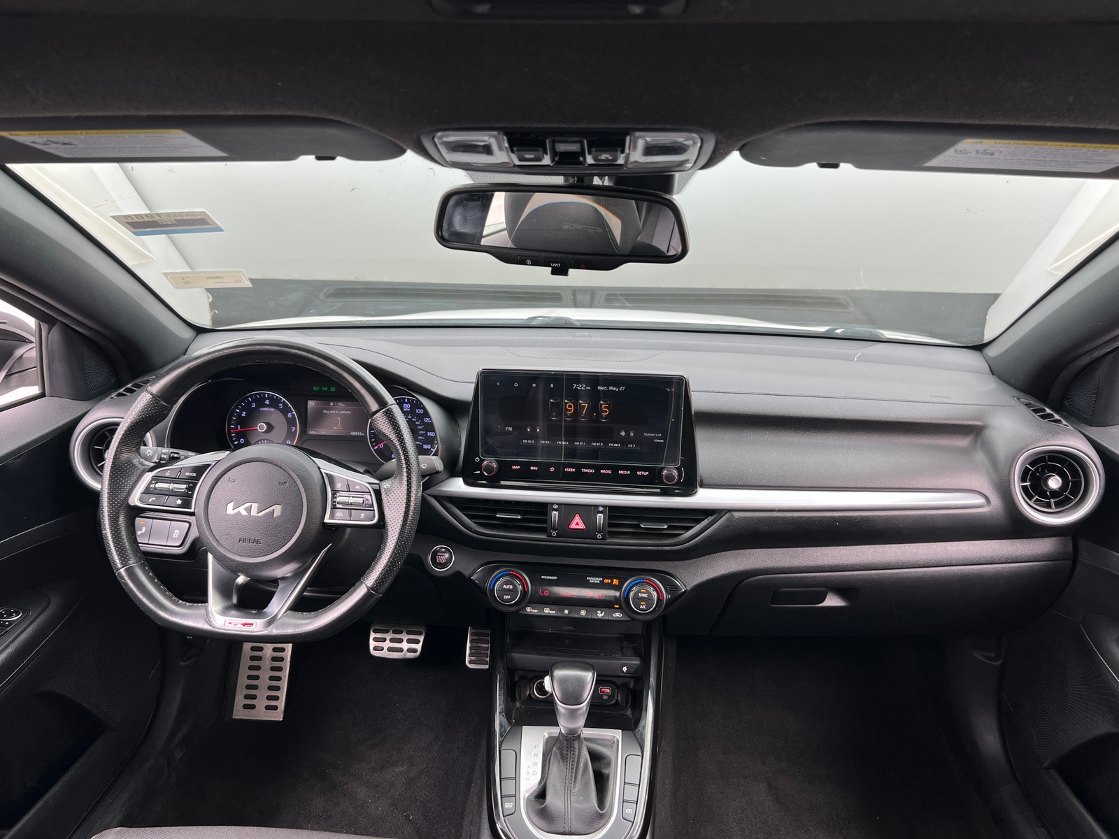 Thumbnail: 2022 Kia Forte - 3