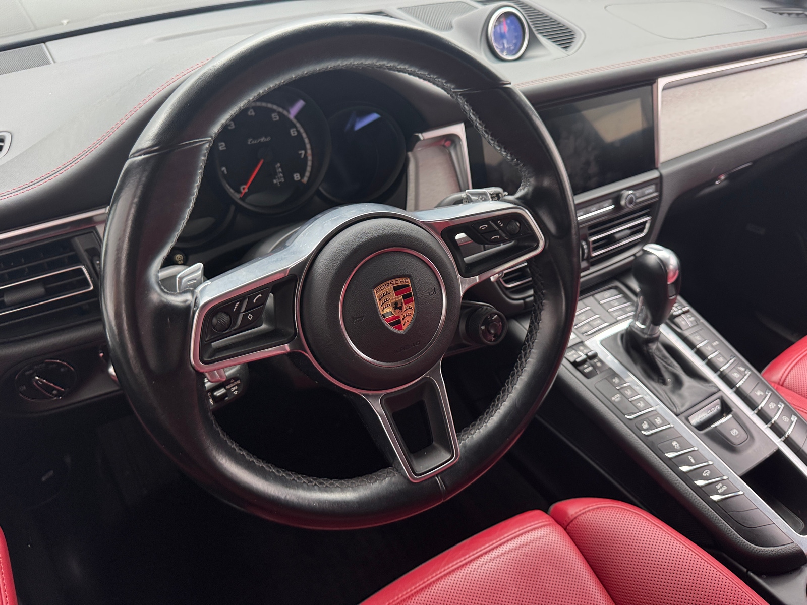 Thumbnail: 2020 Porsche Macan - 4