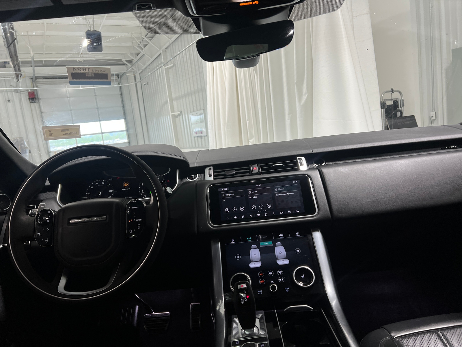 Thumbnail: 2020 Land Rover Range Rover Sport - 2