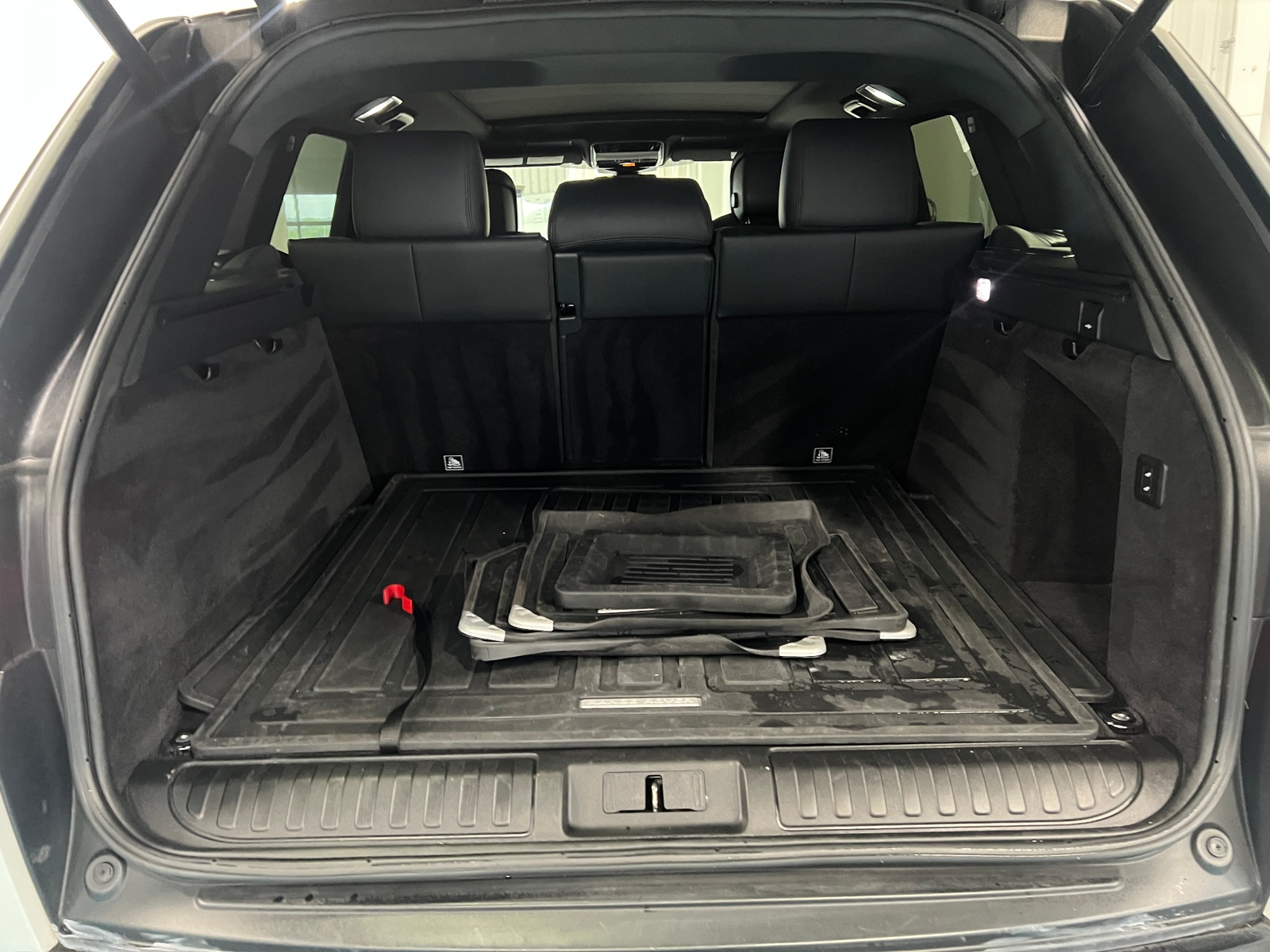 Thumbnail: 2020 Land Rover Range Rover Sport - 6