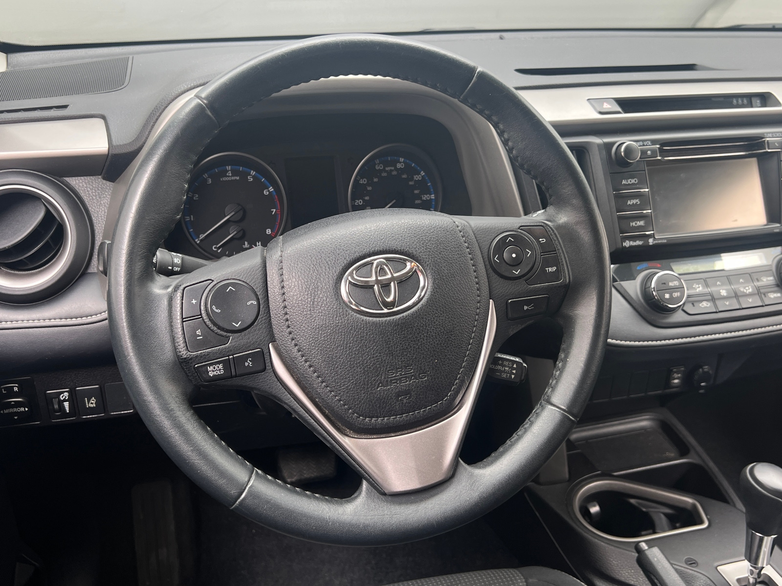 Thumbnail: 2017 Toyota RAV4 - 5