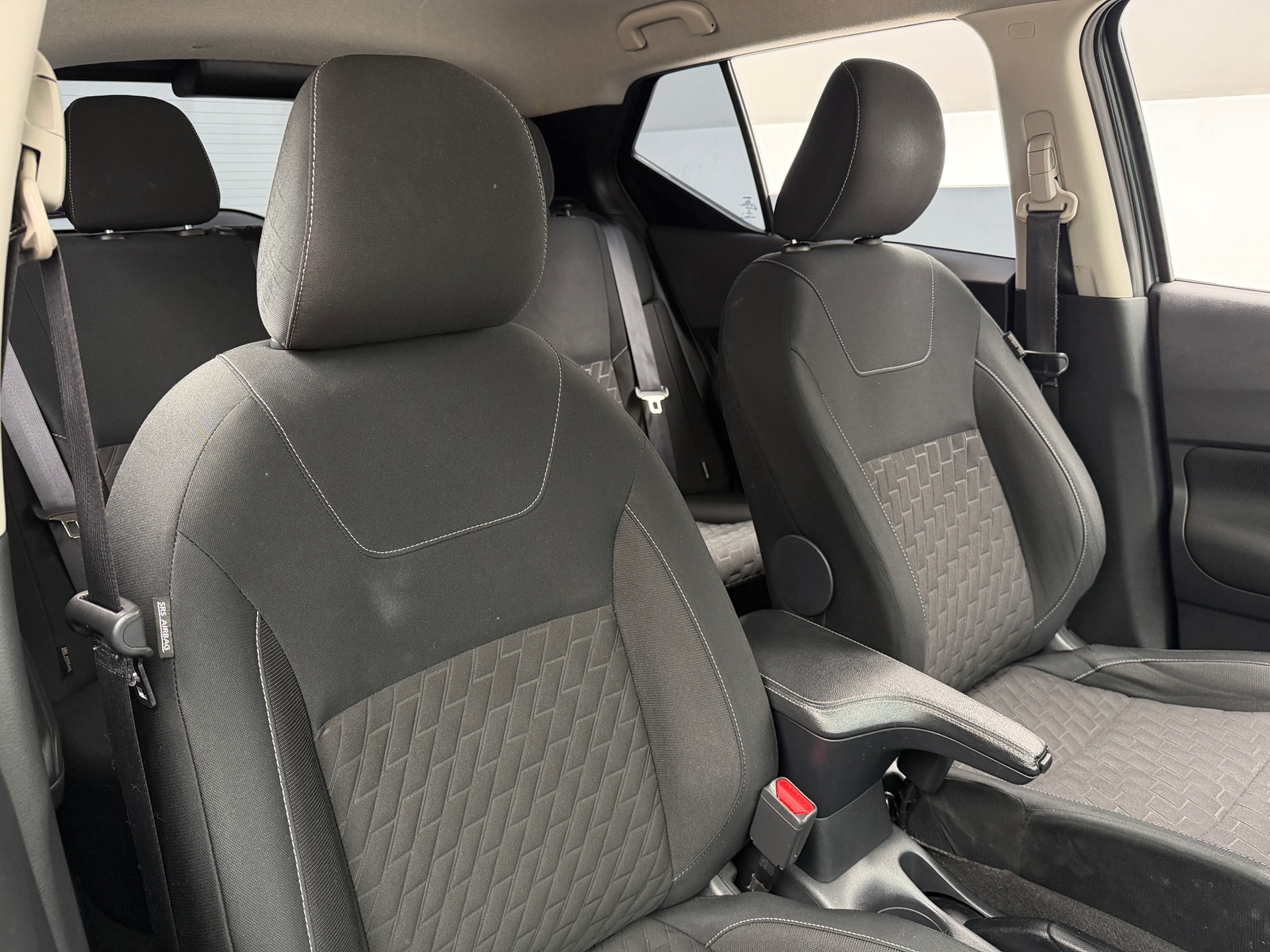 Thumbnail: 2021 Nissan Kicks - 2