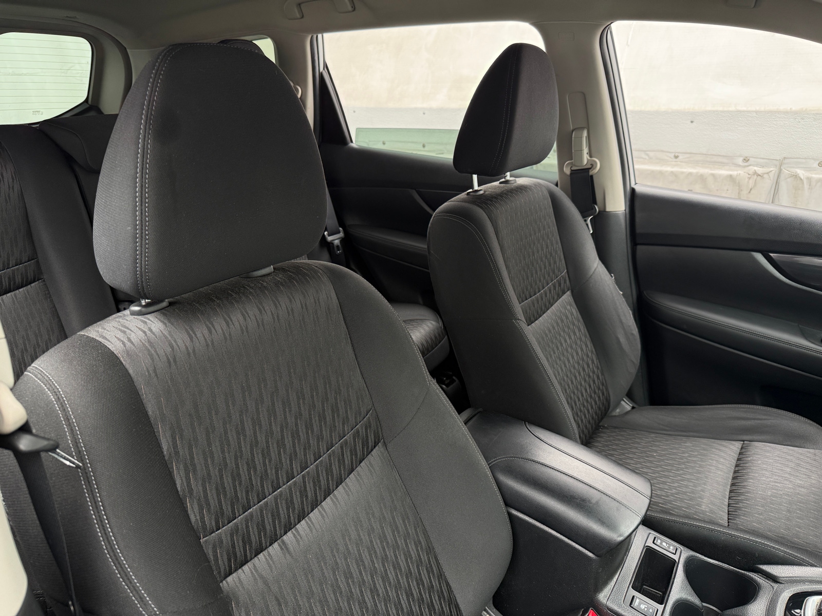 Thumbnail: 2019 Nissan Rogue - 2