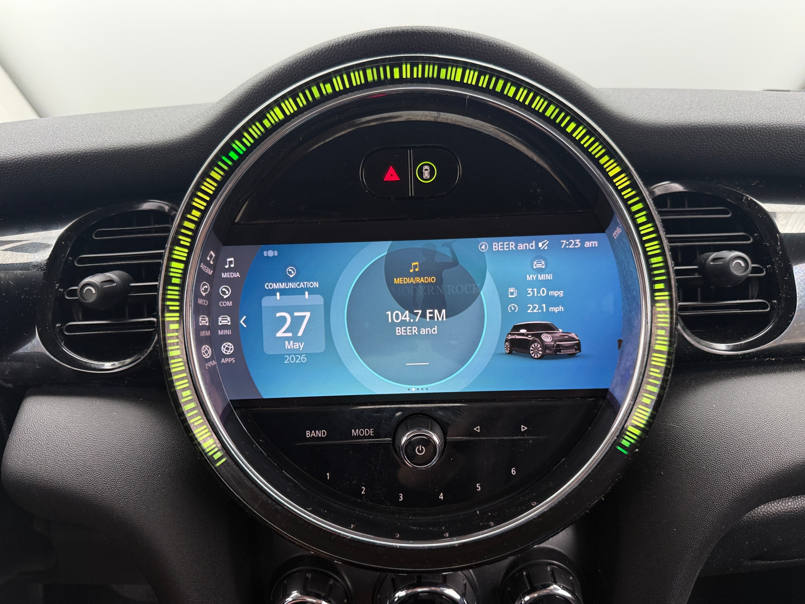 Thumbnail: 2022 MINI Cooper Hardtop - 3
