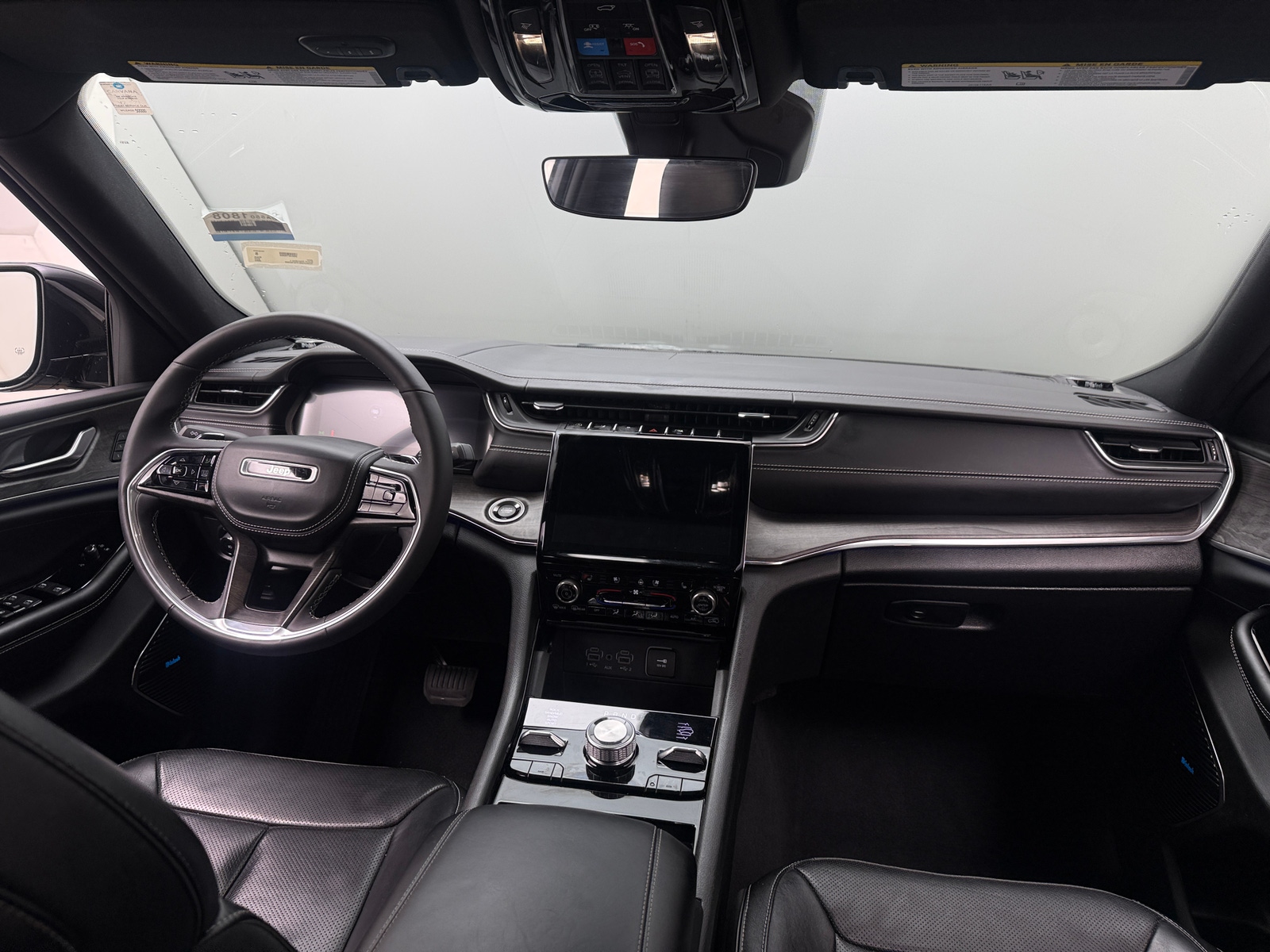 Thumbnail: 2023 Jeep Grand Cherokee L - 2