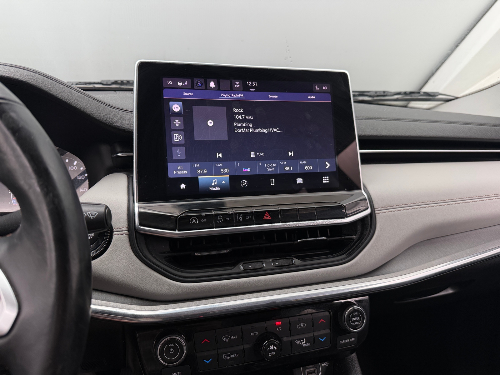 Thumbnail: 2022 Jeep Compass - 3