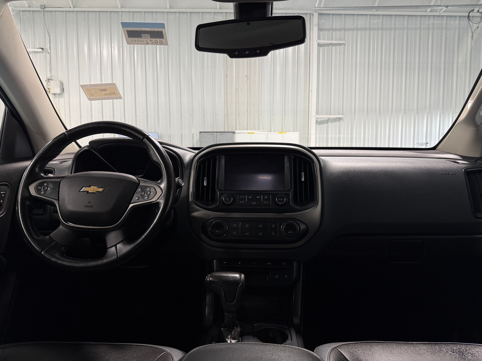 Thumbnail: 2018 Chevrolet Colorado - 3