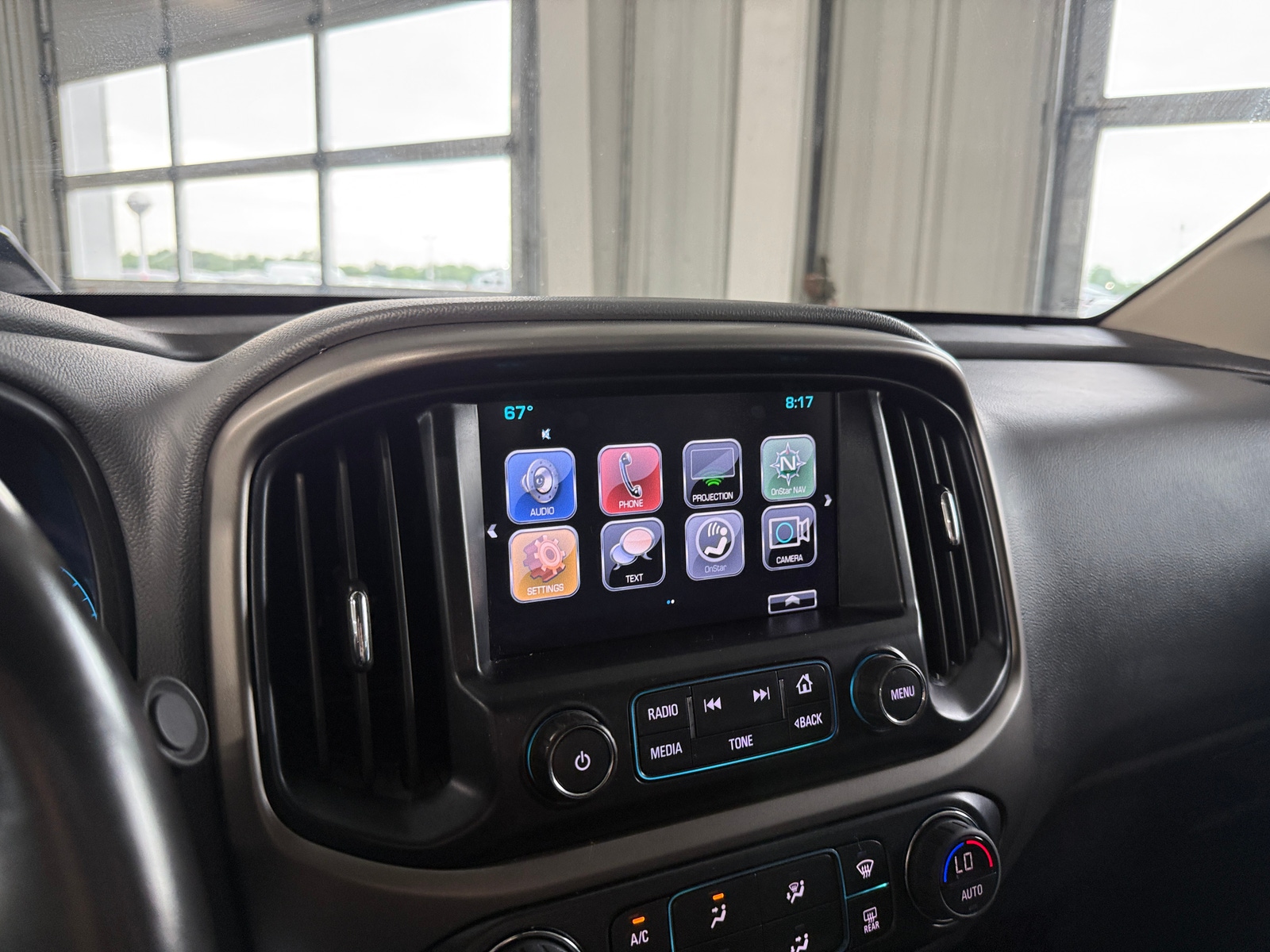 Thumbnail: 2018 Chevrolet Colorado - 4