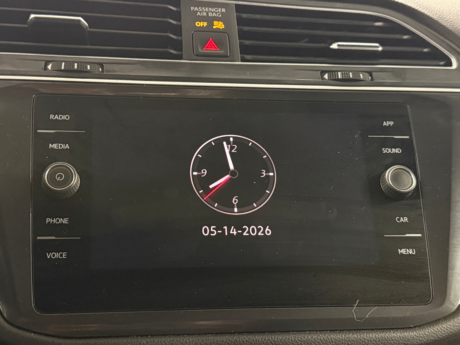 Thumbnail: 2021 Volkswagen Tiguan - 3
