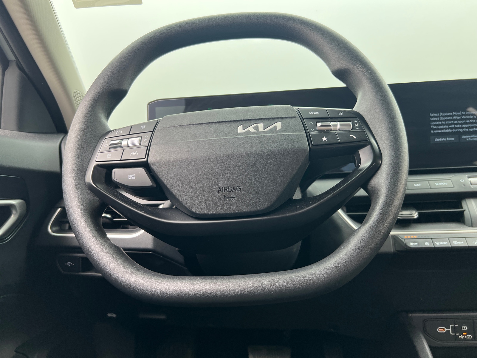 Thumbnail: 2025 Kia K4 - 5