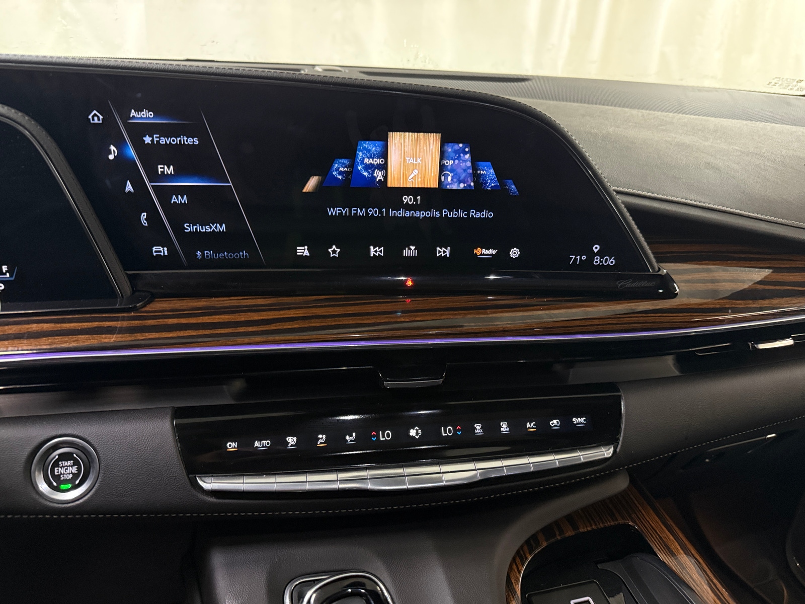 Thumbnail: 2023 Cadillac Escalade - 3