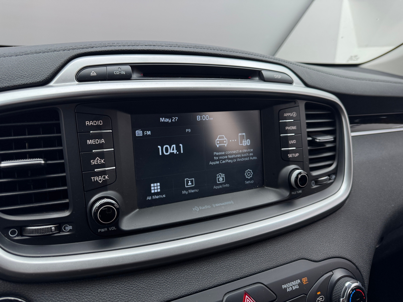 Thumbnail: 2017 Kia Sorento - 4