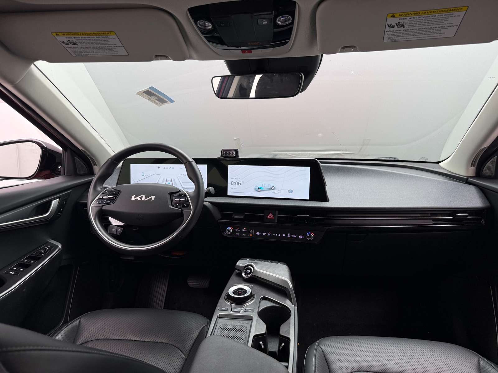 Thumbnail: 2022 Kia EV6 - 3