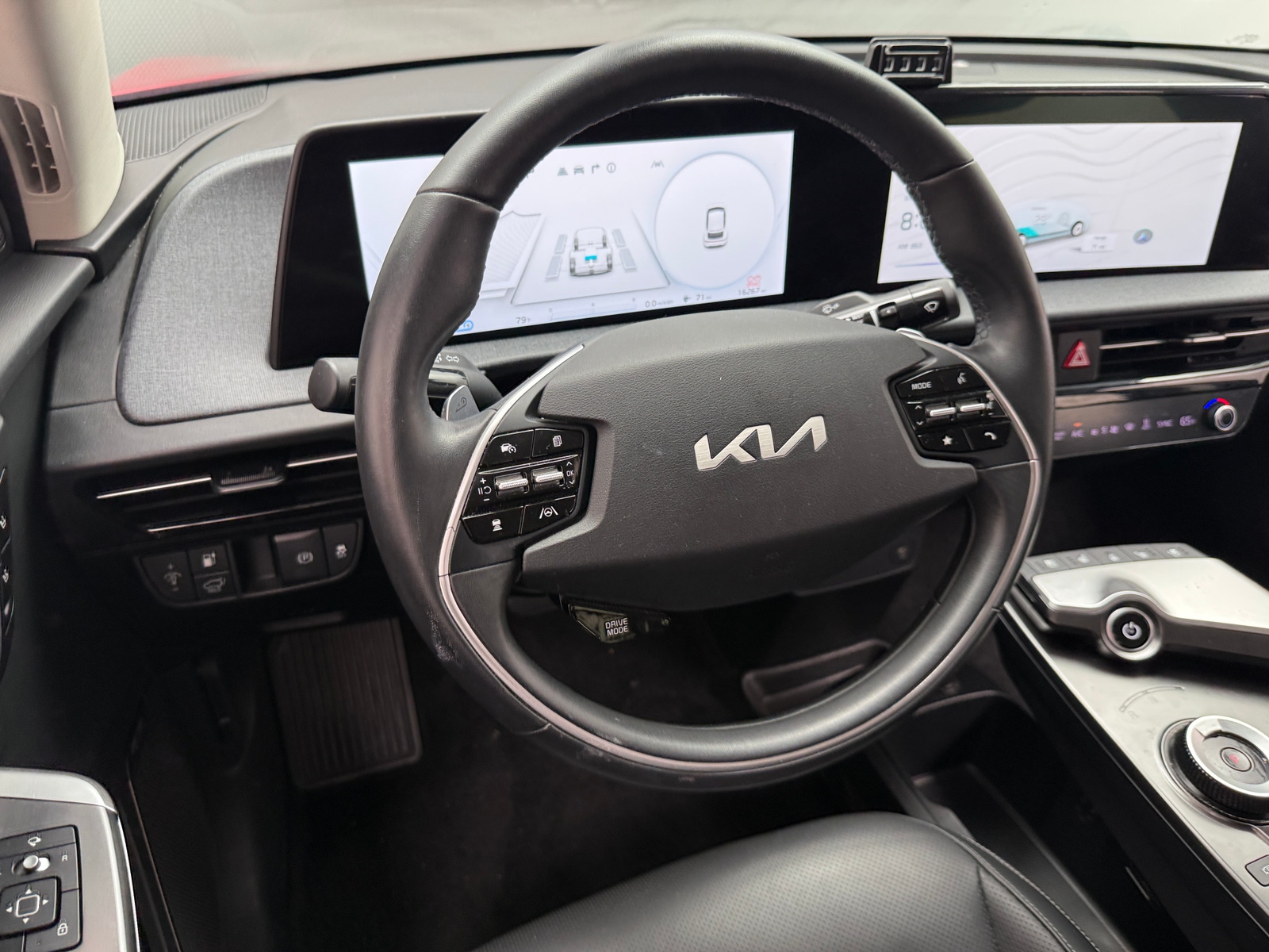 Thumbnail: 2022 Kia EV6 - 5