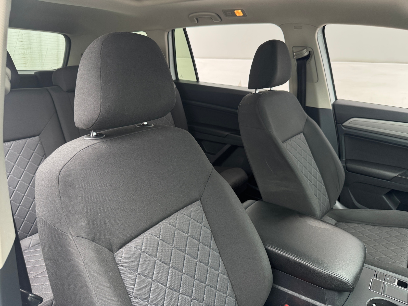 Thumbnail: 2018 Volkswagen Atlas - 2