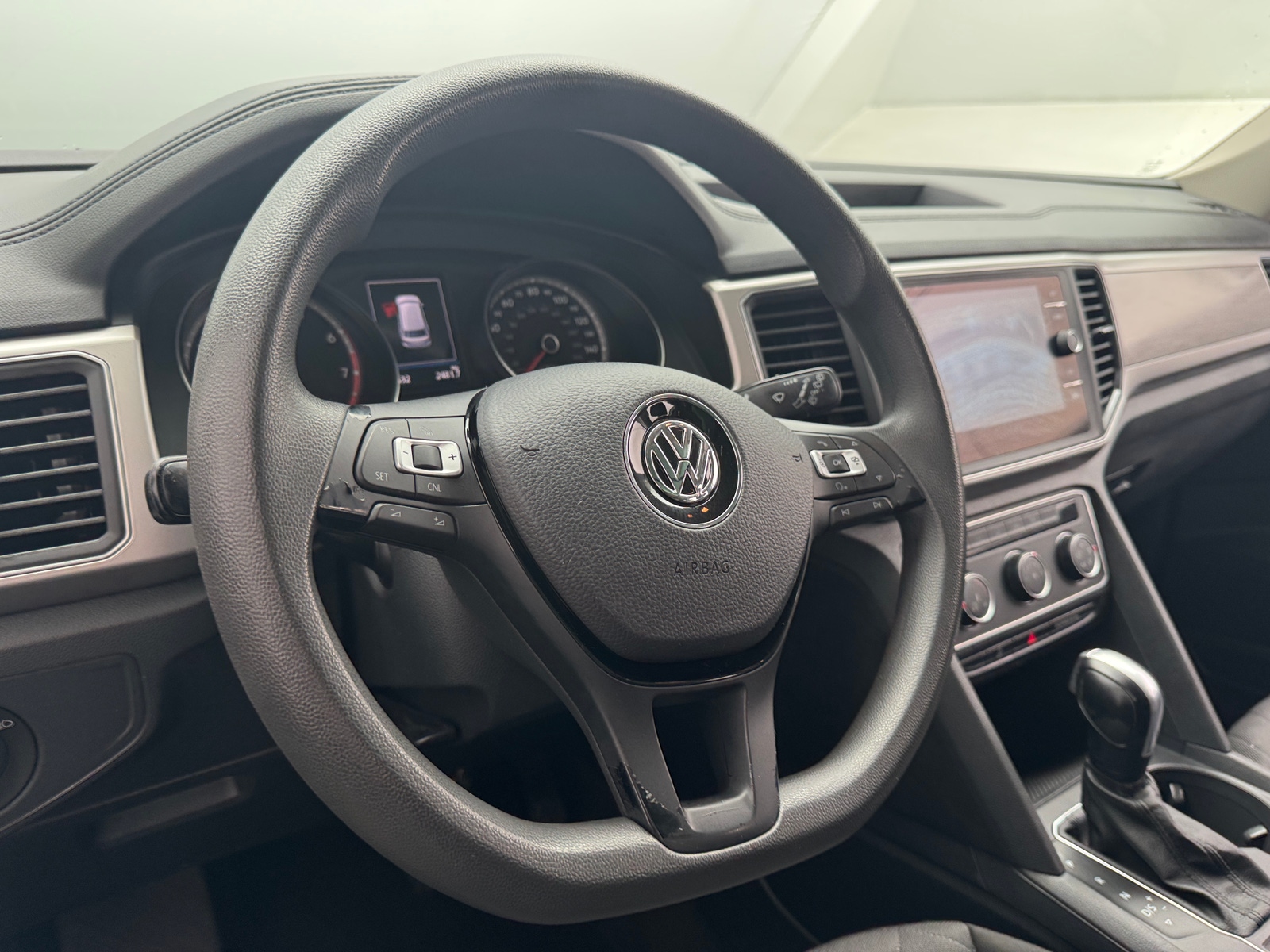 Thumbnail: 2018 Volkswagen Atlas - 5