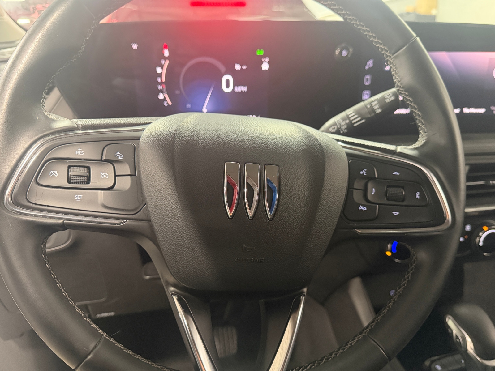 Thumbnail: 2025 Buick Encore GX - 5