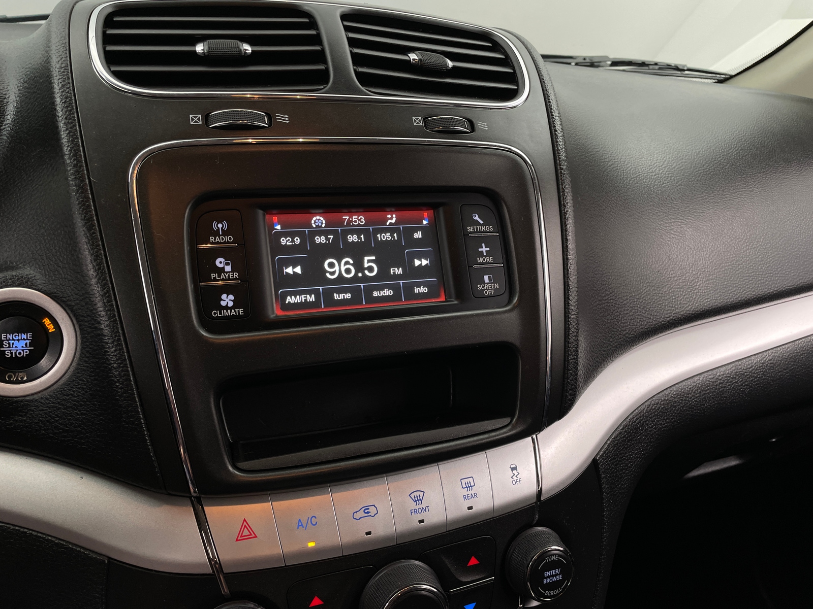 Thumbnail: 2018 Dodge Journey - 4