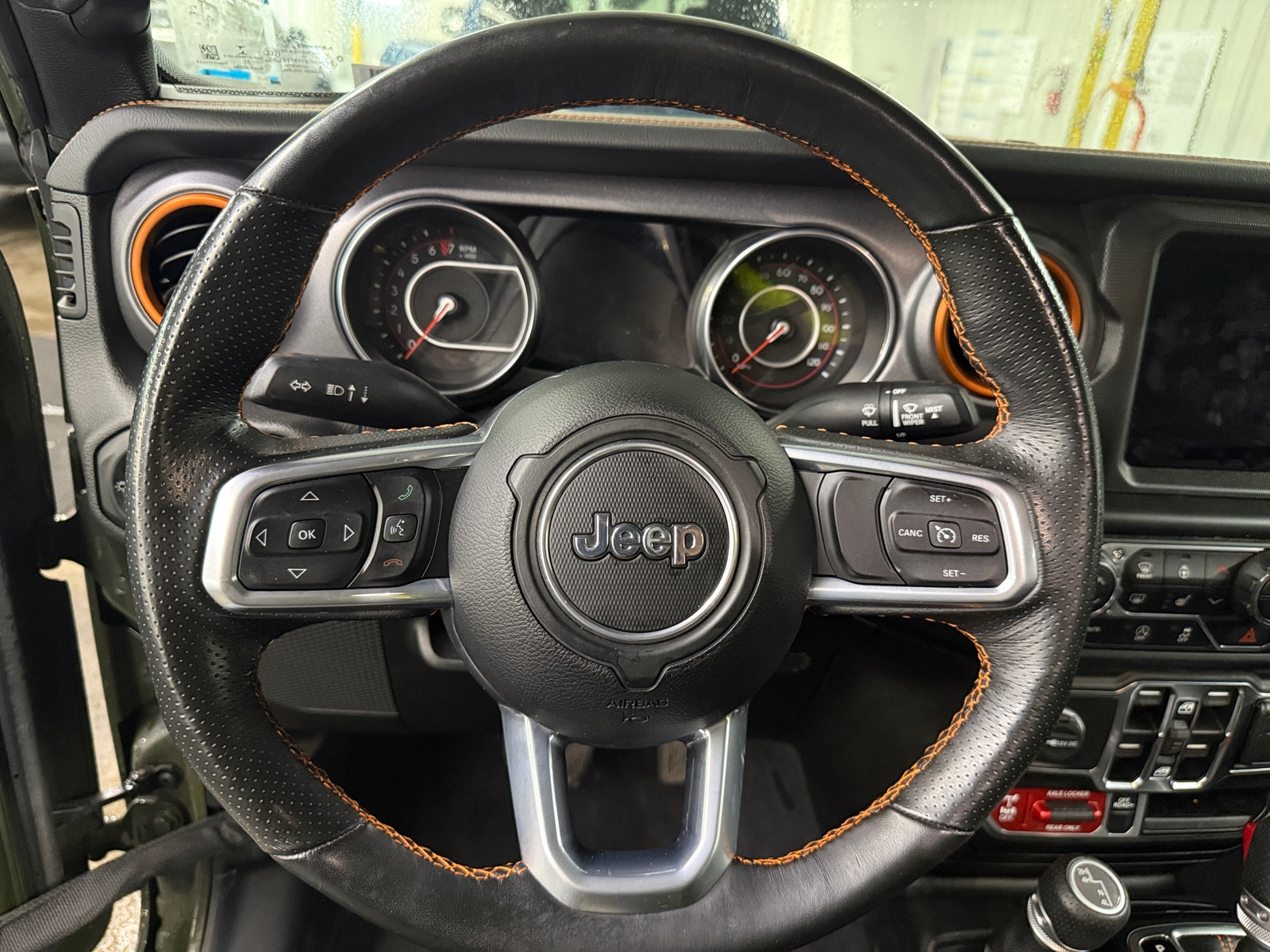 Thumbnail: 2022 Jeep Gladiator - 4