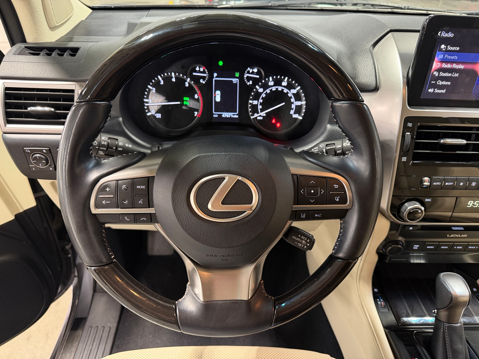 Thumbnail: 2023 Lexus GX - 4