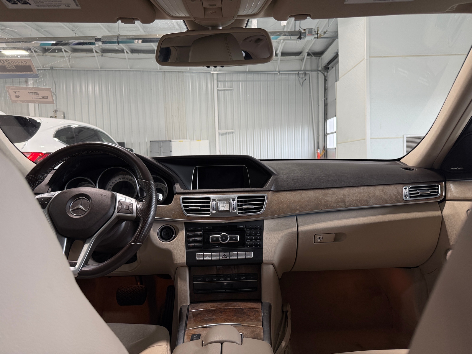 Thumbnail: 2014 Mercedes-Benz E-Class - 2