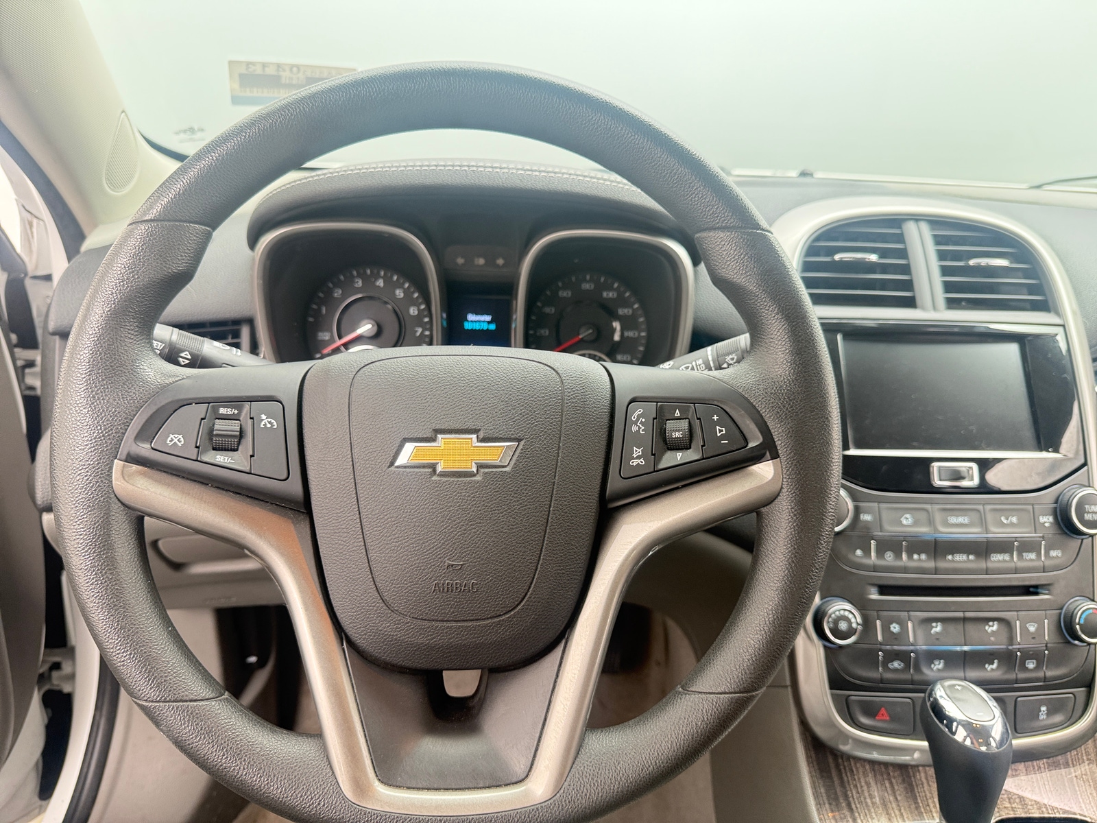 Thumbnail: 2015 Chevrolet Malibu - 4